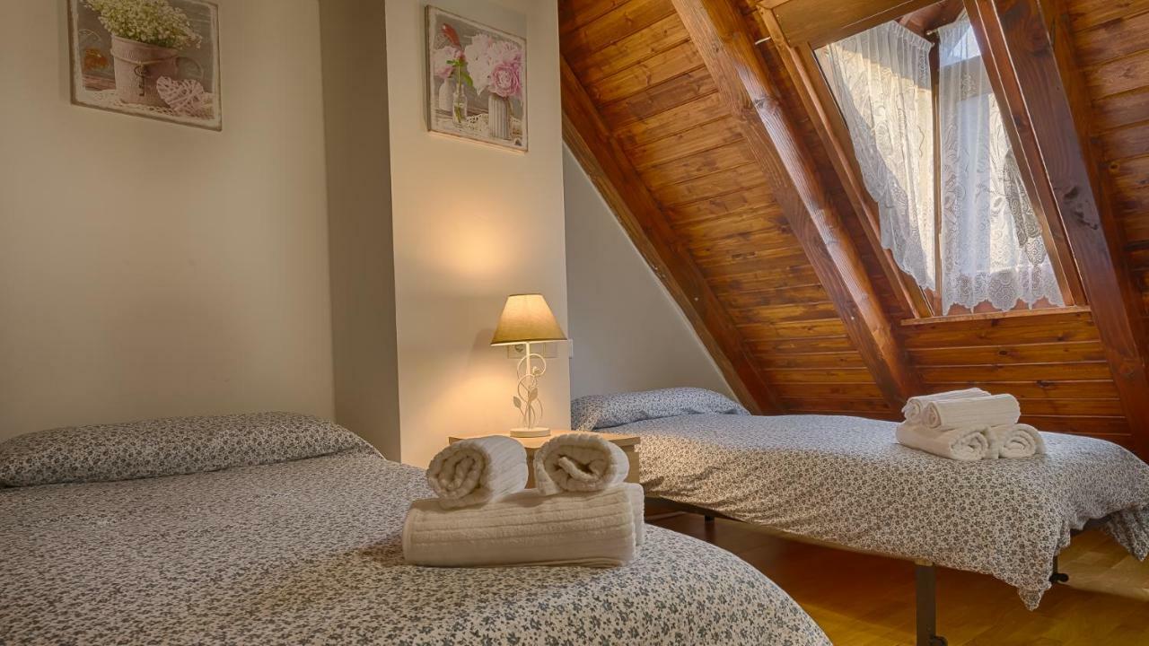 Saplan Real Estate Montlude Lägenhet Les Exteriör bild