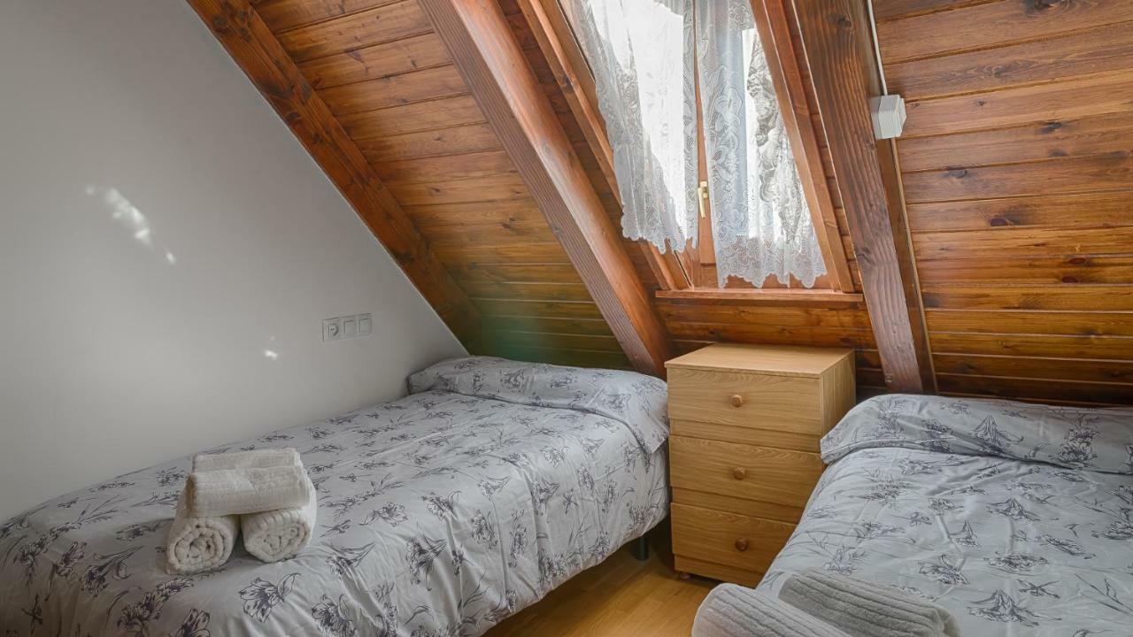 Saplan Real Estate Montlude Lägenhet Les Exteriör bild
